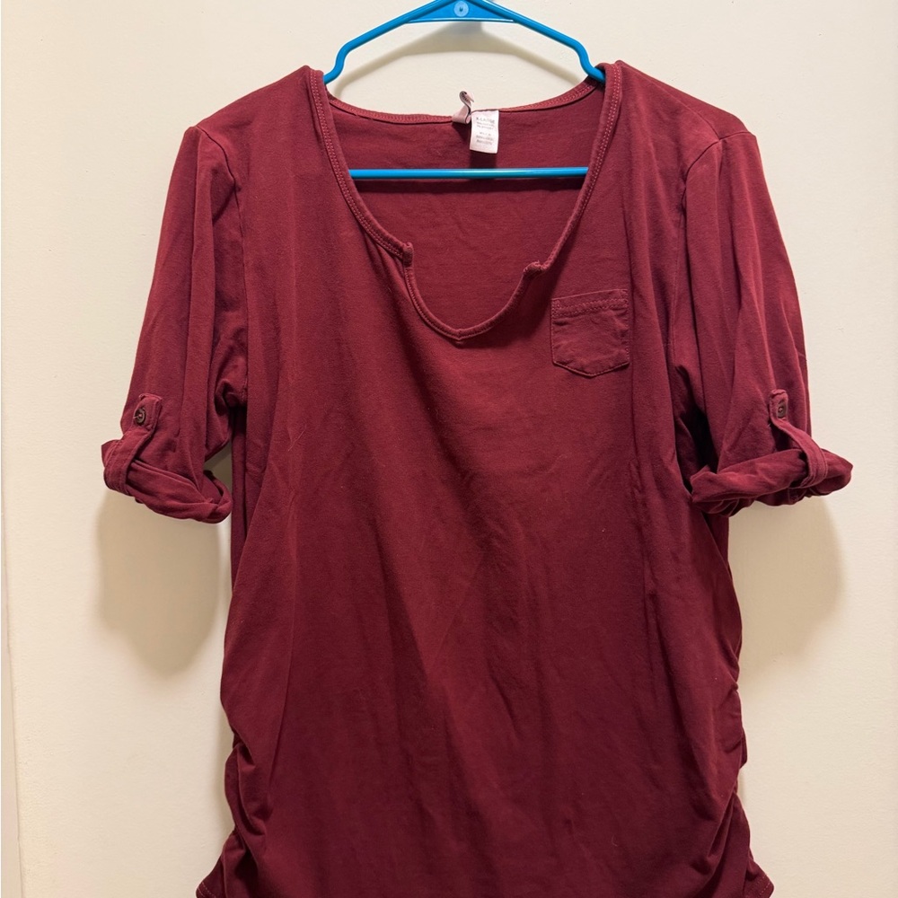 Women’s Scoop Neck 3/4 Sleeve Top - Burgundy